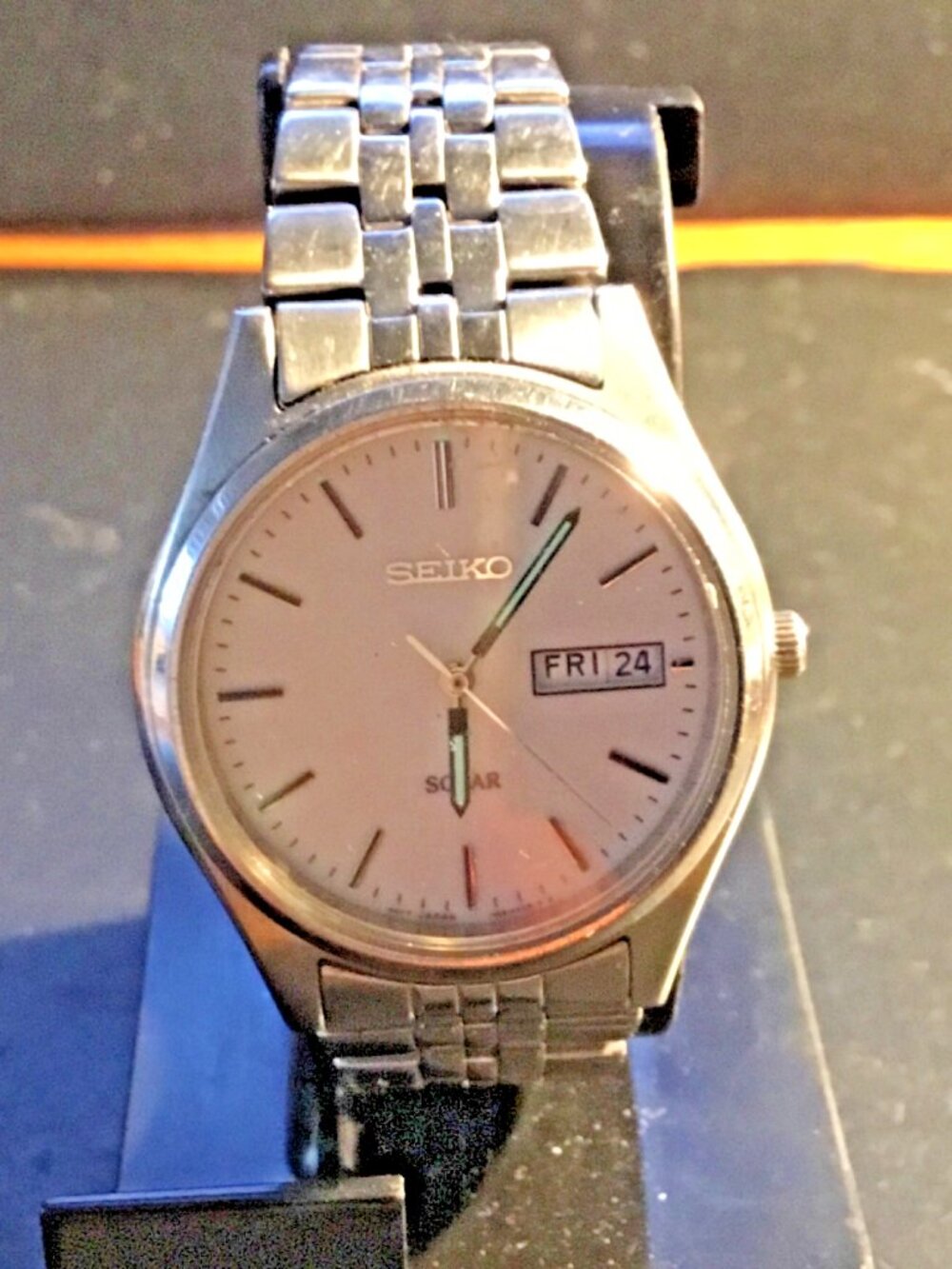 Seiko Solar Watch Men 37mm White Dial Two Tone Daydate Round V158-0AA0 Works 23